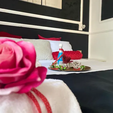 Politeama Center فندق مبيت وإفطار باليرمو